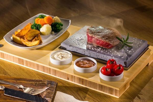 Hotel-Przystan Kikol 외부 사진